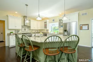 10 Heritage Rd, Putnam, CT 06260 - Photo 9