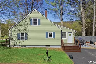 149 E Mountain Ave, Winchester, CT 06098 - Photo 5