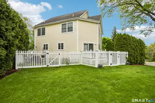 55 Waterford Ln, Stamford, CT 06905 - Photo 31