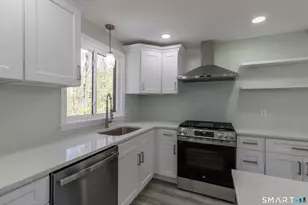 7 Woodhaven Dr, Portland, CT 06480 - Photo 9