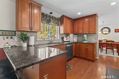 75 Tumblebrook Drive, South Windsor, CT 06074 - Photo 15
