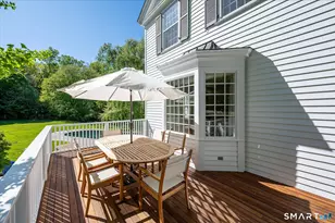 351 Erskine Rd, Stamford, CT 06903 - Photo 13