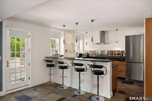 351 Erskine Rd, Stamford, CT 06903 - Photo 27