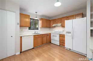 550 Darling St, Southington, CT 06489 - Photo 7