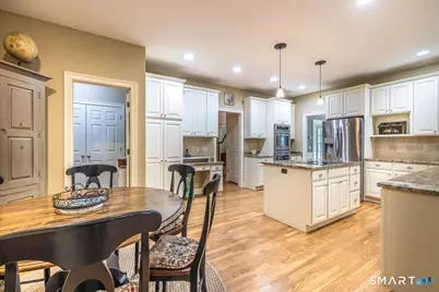 7 Pinnacle Drive, Newtown, CT 06470 - Photo 5