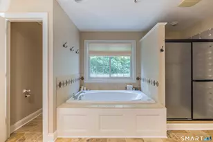 7 Pinnacle Dr, Newtown, CT 06470 - Photo 17