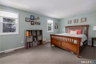 24 E Gate Ln, Hamden, CT 06514 - Photo 15