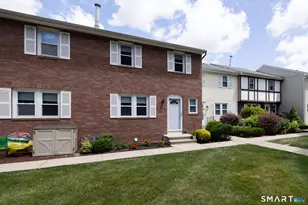 24 E Gate Ln, Hamden, CT 06514 - Photo 3