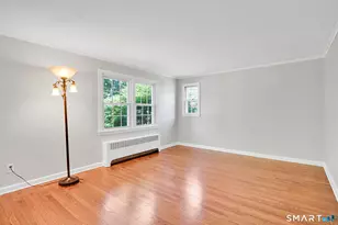 10 Pine Dr, Windsor Locks, CT 06096 - Photo 15