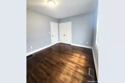 206 Scofield Avenue, Bridgeport, CT 06605 - Photo 11