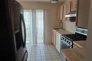 11 Mannions Ln, Danbury, CT 06810 - Photo 7