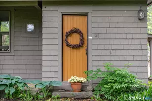54 School St, Woodbury, CT 06798 - Photo 3