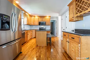 11 Reservoir View, Ledyard, CT 06339 - Photo 9
