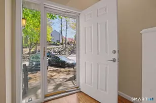 20 E Pembroke Rd, Danbury, CT 06811 - Photo 11