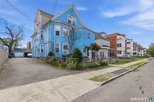 31-33 Standish St, Hartford, CT 06114 - Photo 3