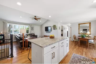 10 Tabor Road, Enfield, CT 06082 - Photo 5