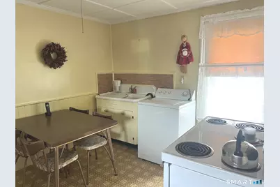 124-126 East Pearl Street, Torrington, CT 06790 - Photo 9
