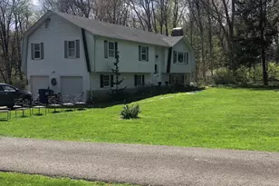 3 Short Ln, Simsbury, CT 06070 - Photo 17