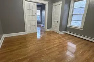 27-29 Bond St, Hartford, CT 06114 - Photo 5