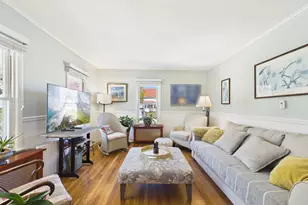 52 Moss St, Stonington, CT 06379 - Photo 5