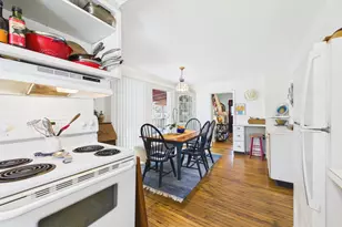 52 Moss St, Stonington, CT 06379 - Photo 11