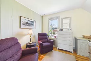 52 Moss St, Stonington, CT 06379 - Photo 15