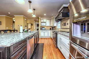 923 Garden Rd, Orange, CT 06477 - Photo 9