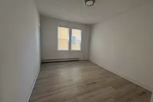 127 Pearl St, Waterbury, CT 06704 - Photo 7