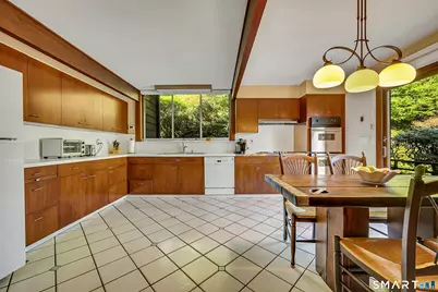 44 Willowmere Avenue, Greenwich, CT 06878 - Photo 9
