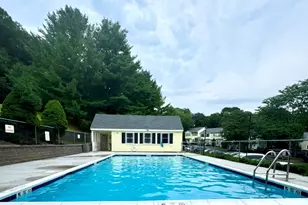 25 Padanaram Rd, Danbury, CT 06811 - Photo 15