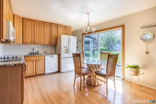 105 Bear Paw Rd, Bridgeport, CT 06606 - Photo 13