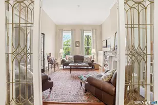 562 Chapel St, New Haven, CT 06511 - Photo 5