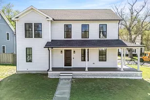 273 Brooklawn Ave, Bridgeport, CT 06604 - Photo 1