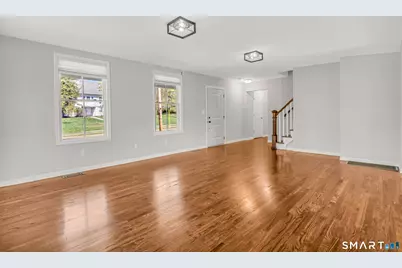 273 Brooklawn Avenue, Bridgeport, CT 06604 - Photo 5