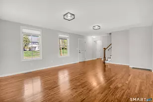 273 Brooklawn Ave, Bridgeport, CT 06604 - Photo 5