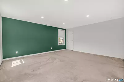 273 Brooklawn Avenue, Bridgeport, CT 06604 - Photo 19