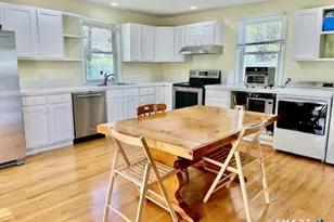 25 Suzanne Cir, Fairfield, CT 06824 - Photo 9