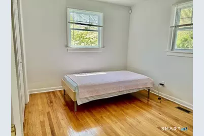 25 Suzanne Circle, Fairfield, CT 06824 - Photo 7