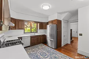 79 N Main St, West Hartford, CT 06107 - Photo 13