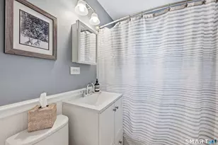 38 Francis Ln, Greenwich, CT 06831 - Photo 17