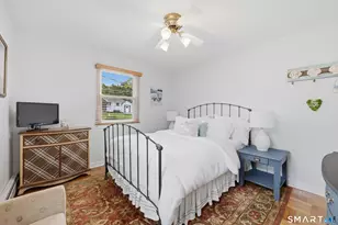 38 Francis Ln, Greenwich, CT 06831 - Photo 15