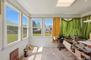 385 Brewer St, East Hartford, CT 06118 - Photo 5
