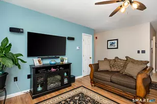 49 Glade St, West Haven, CT 06516 - Photo 5