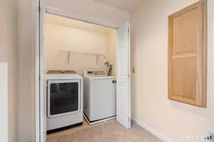 107 Country Ln, Hebron, CT 06248 - Photo 29