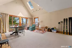 12 Bank St, Groton, CT 06355 - Photo 5