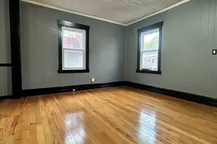 302 Dover St, Bridgeport, CT 06610 - Photo 13