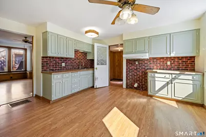 338 Lighthouse Road, New Haven, CT 06512 - Photo 9