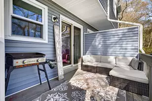 1691 Norwich-New London Turnpike, Montville, CT 06382 - Photo 29