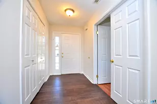 207 Country Club Ct, Rocky Hill, CT 06067 - Photo 3