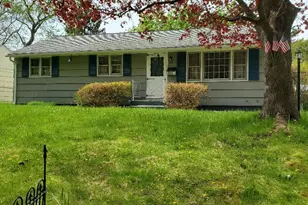 65 Vernon Rd, East Hartford, CT 06108 - Photo 3